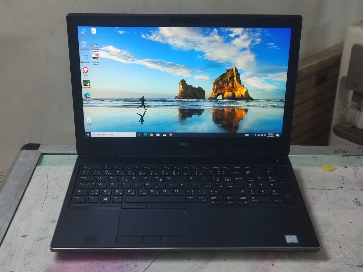 Dell Precision 7530 intal core i7 8850h – 512 SSD NVME – 16G RAM – NVIDEA P2000 4G DDR5 القوة والكفائة والسرعه في جهاز واحد